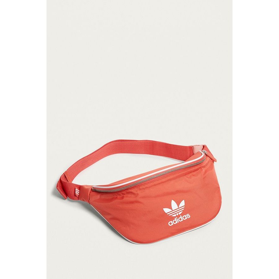 adidas fanny pack urban outfitters